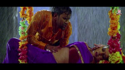 "तनी छू ला" Video Song - Amrapali Dubey & Dinesh Lal Yadav